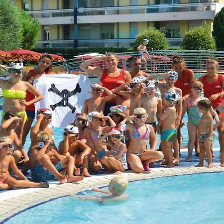 Lägenhet Villaggio Planetarium