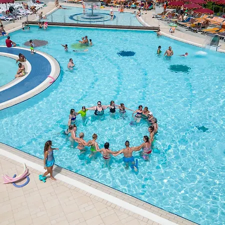 شقة Villaggio Planetarium بيبيوني